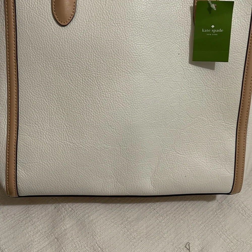 KATE SPADE - white Caroline lane forester tote- NWT